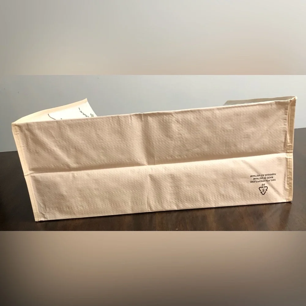 HomeGood Tote Reusable shopping bag plants graphic light peach. XL 18”x20”x7”